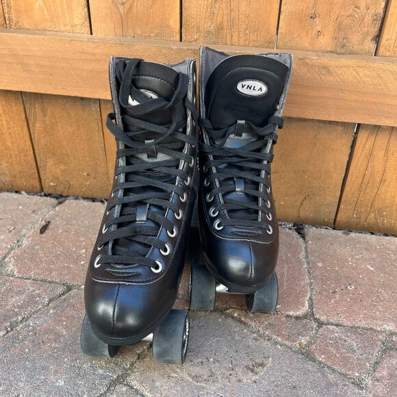 VNLA V-Line Rollerskates w/ Box - Worn once - Picture 4 of 6